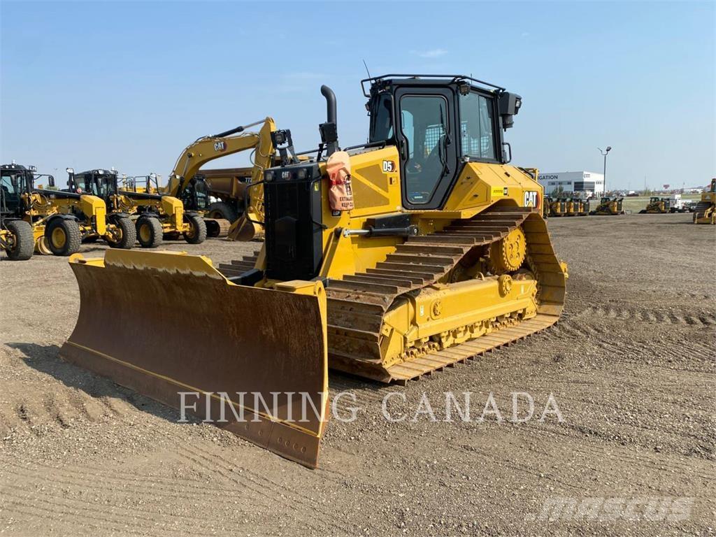 CAT D5 Bouteurs sur chenilles