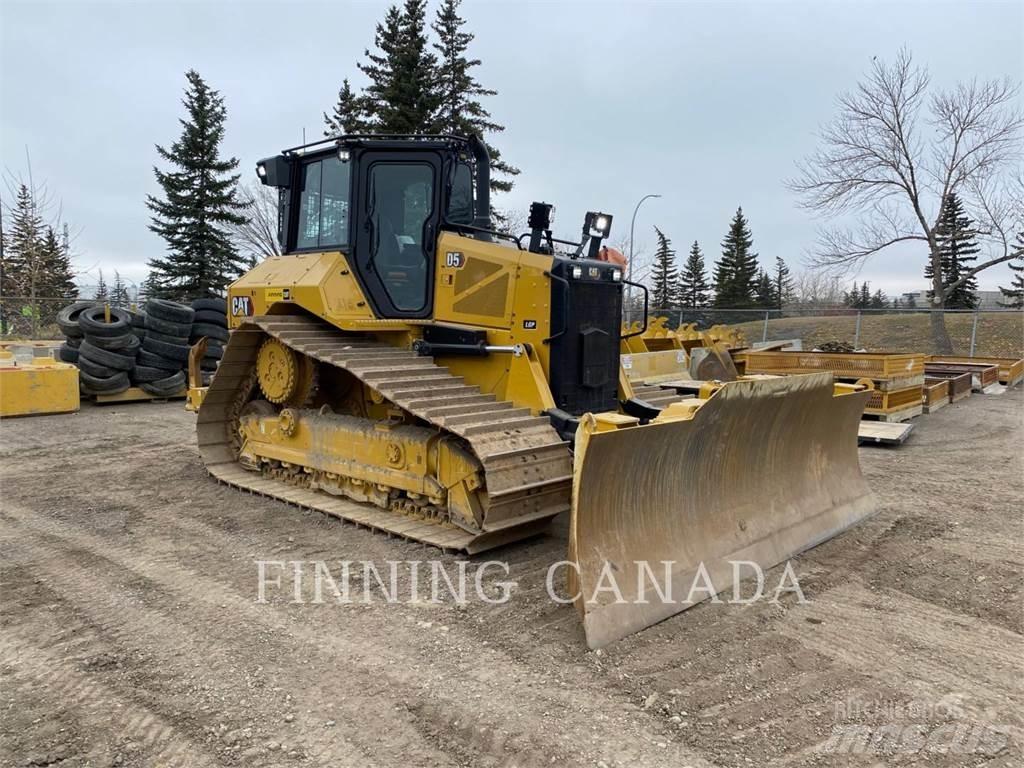 CAT D5-17 Bouteurs sur chenilles