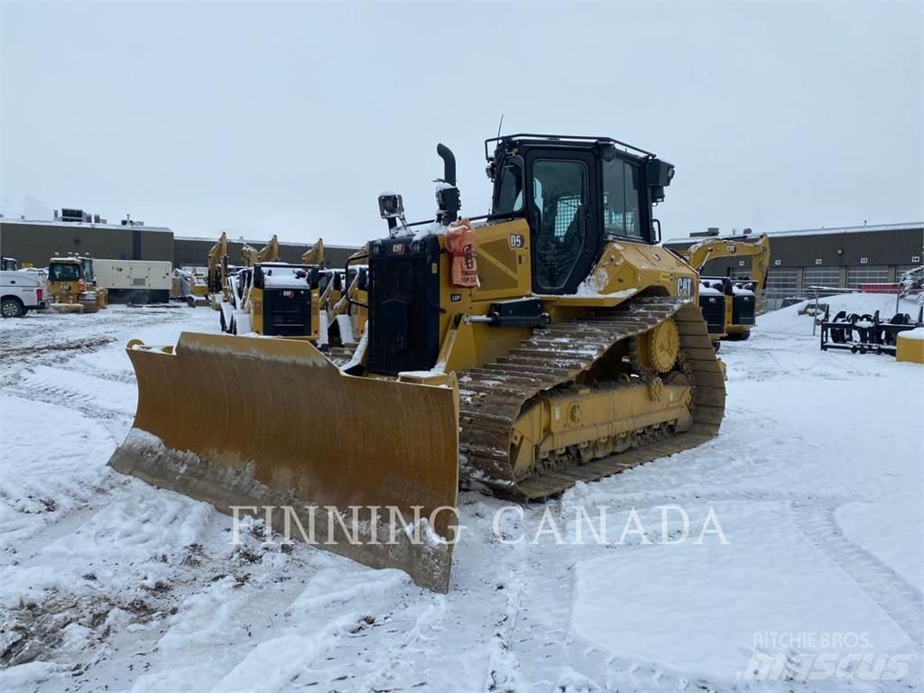 CAT D5-17 Bouteurs sur chenilles