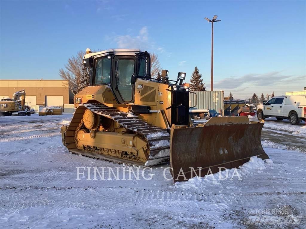 CAT D5-17 Bouteurs sur chenilles