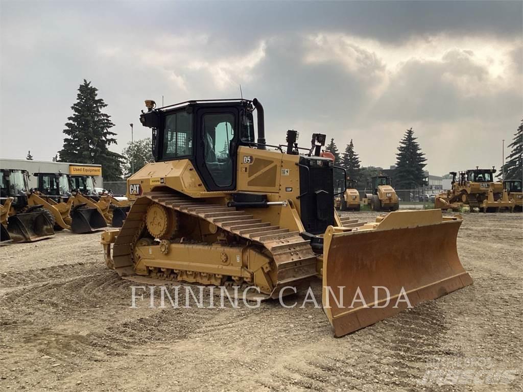 CAT D5-17 Bouteurs sur chenilles