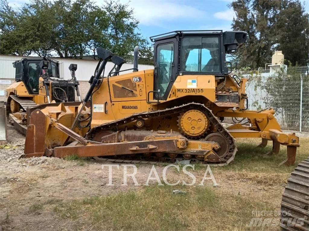 CAT D5-17 Bouteurs sur chenilles