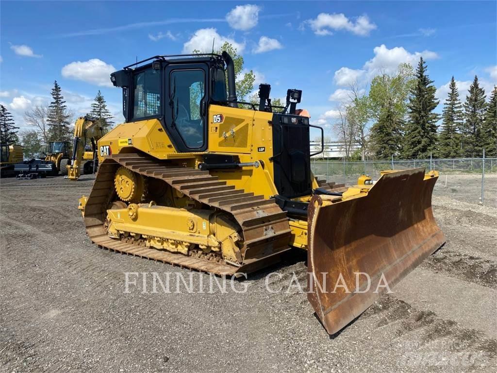 CAT D5-17 Bouteurs sur chenilles