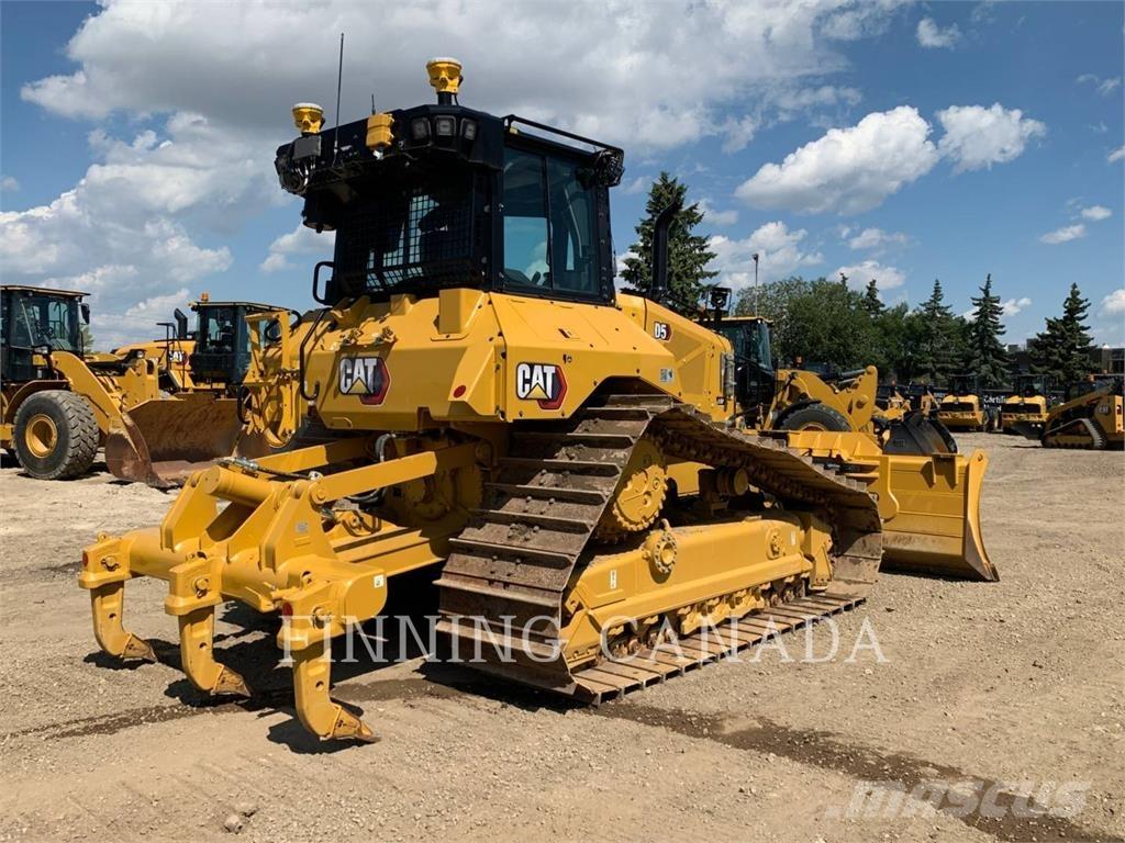 CAT D5-17 Bouteurs sur chenilles
