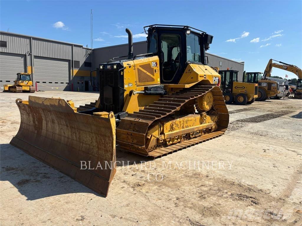 CAT D5 LGP Bouteurs sur chenilles
