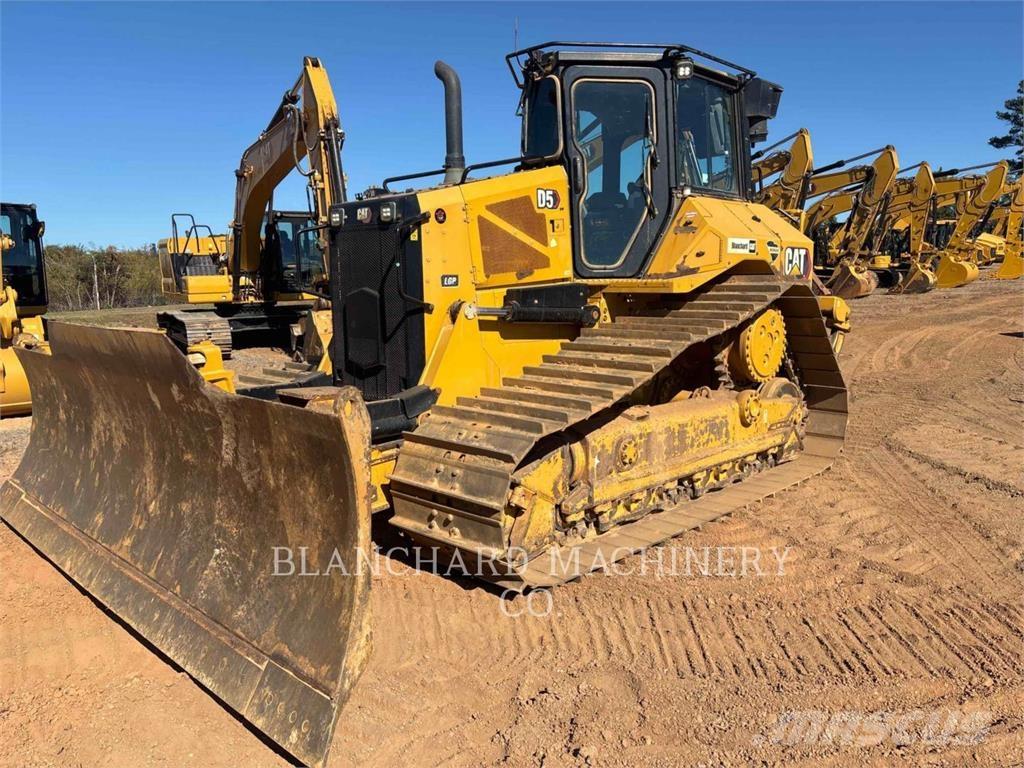 CAT D5 LGP Bouteurs sur chenilles