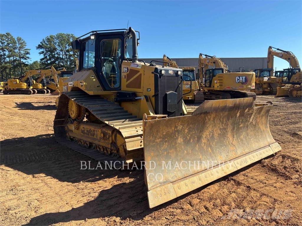 CAT D5 LGP Bouteurs sur chenilles