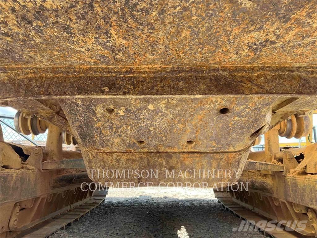 CAT D5B Bouteurs sur chenilles