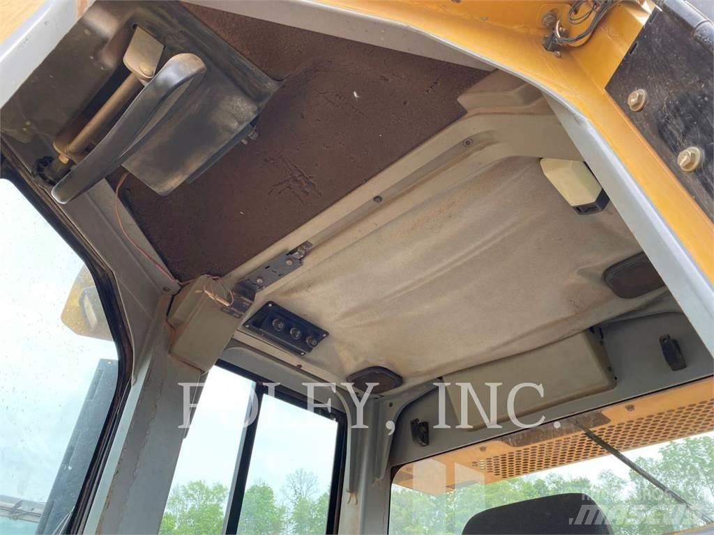 CAT D5G Bouteurs sur chenilles