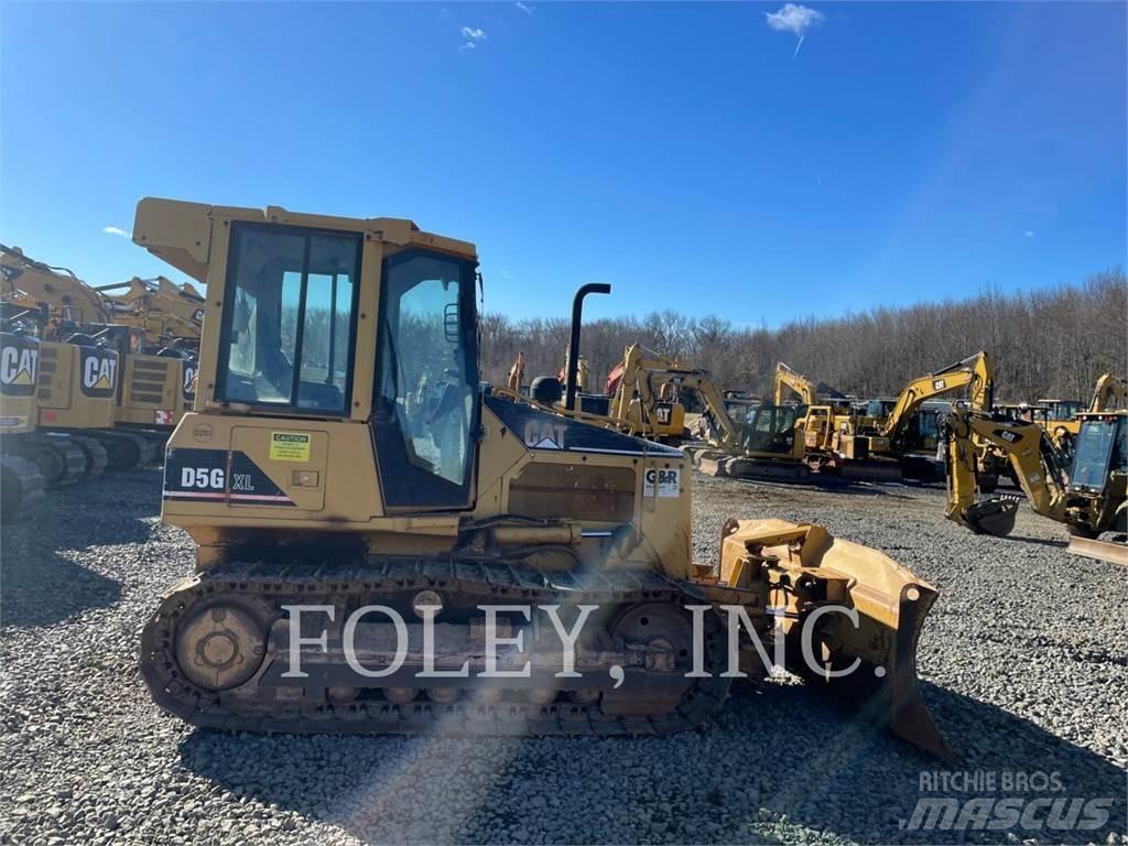 CAT D5G Bouteurs sur chenilles