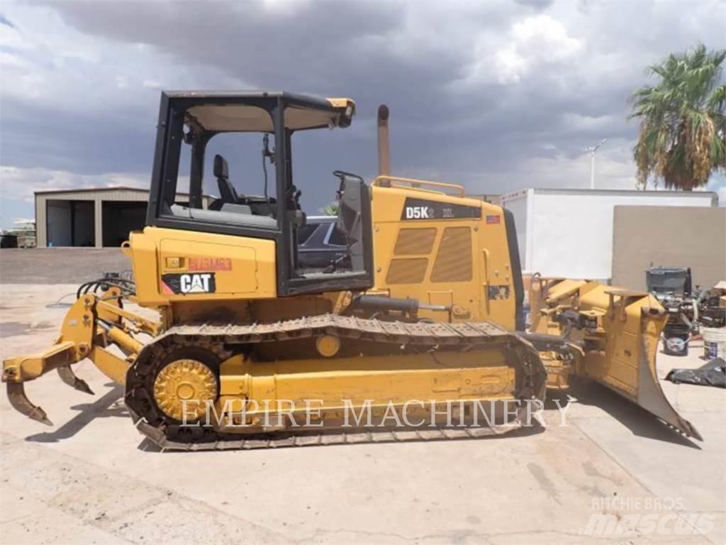CAT D5K Bouteurs sur chenilles