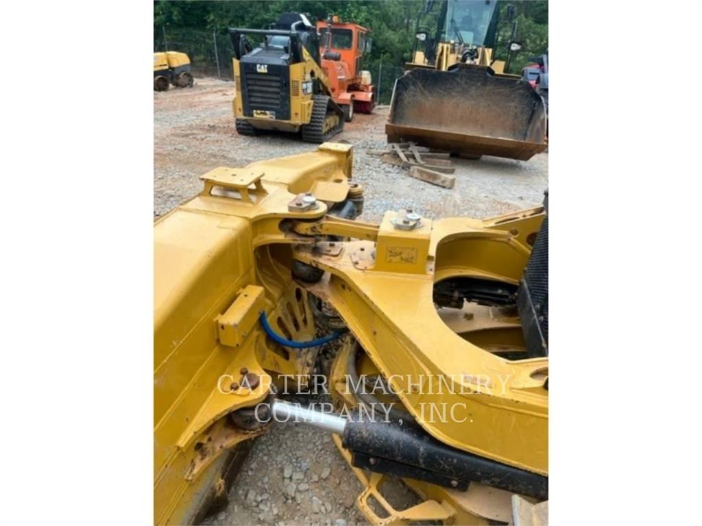 CAT D6 Bouteurs sur chenilles