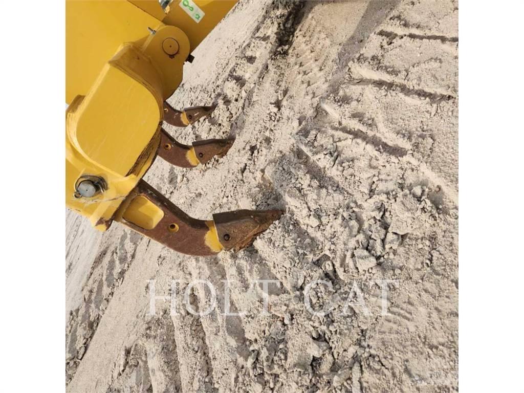 CAT D6 Bouteurs sur chenilles