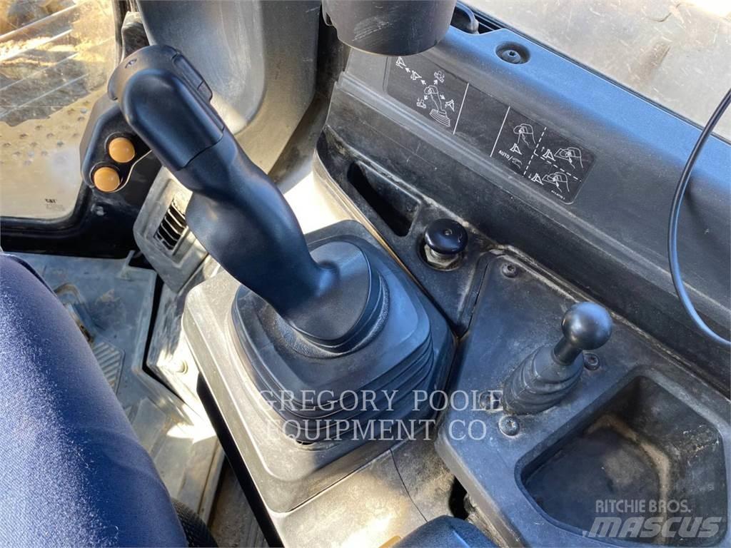 CAT D6-20 Bouteurs sur chenilles