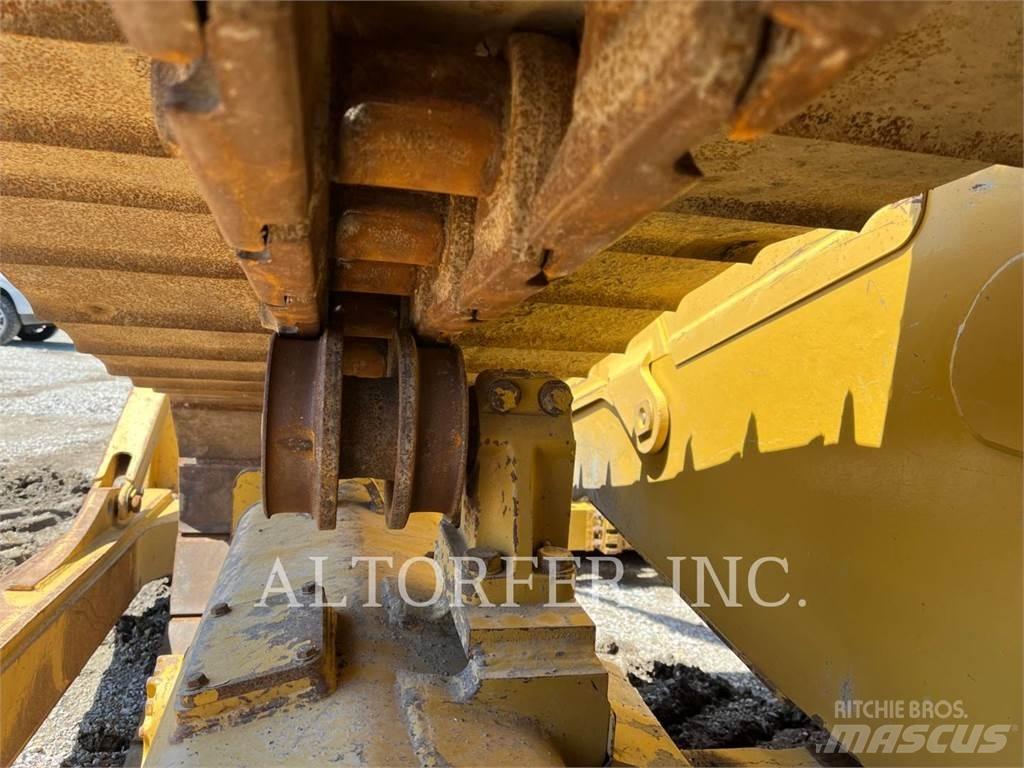CAT D6 LGP 3D Bouteurs sur chenilles