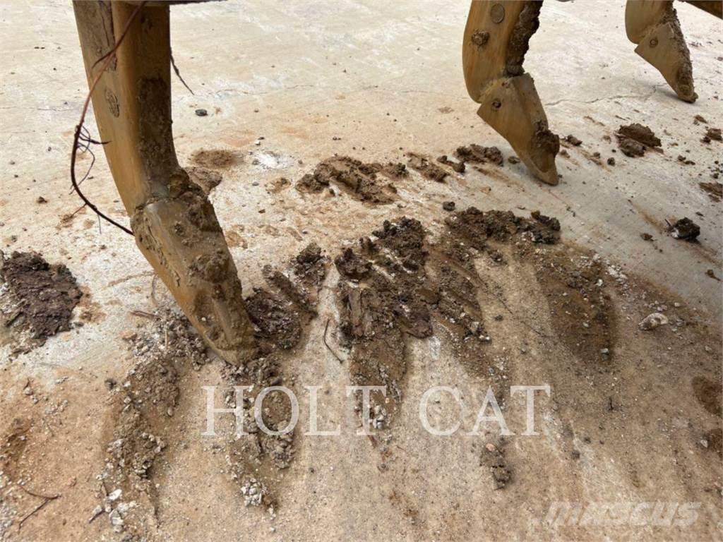 CAT D6 XE Chargeuse sur pneus