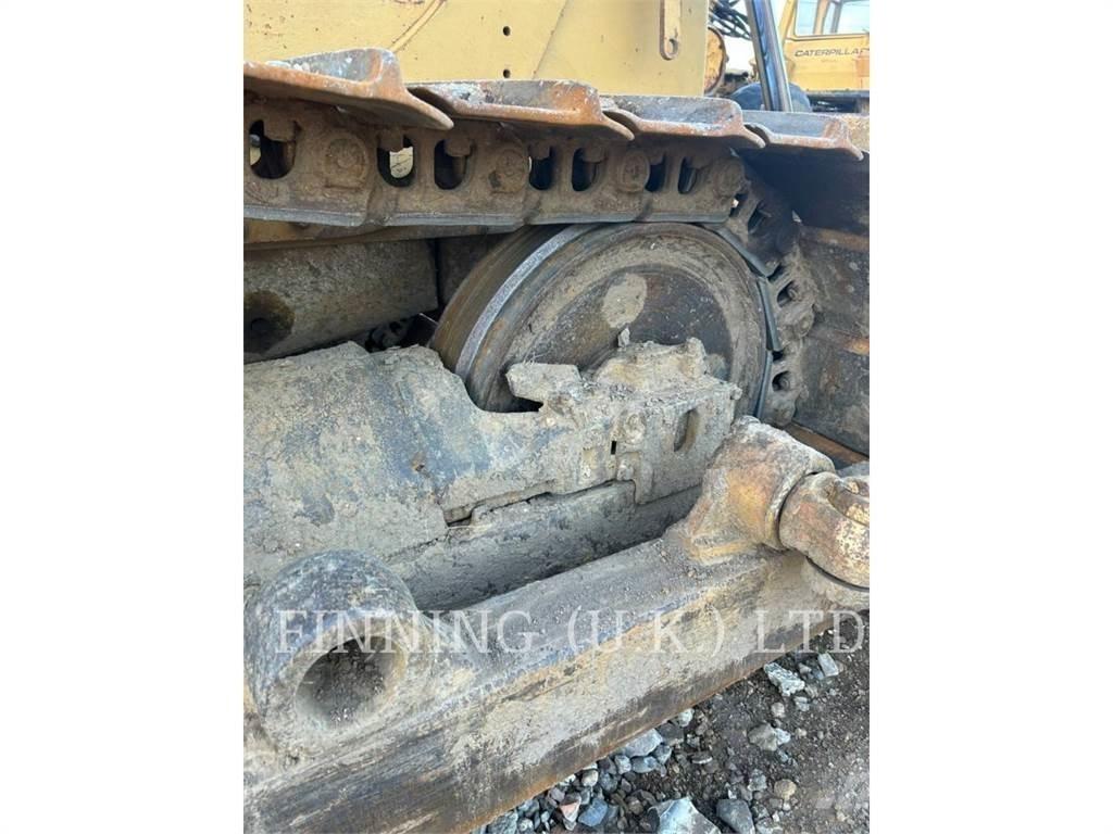 CAT D6E PS Bouteurs sur chenilles