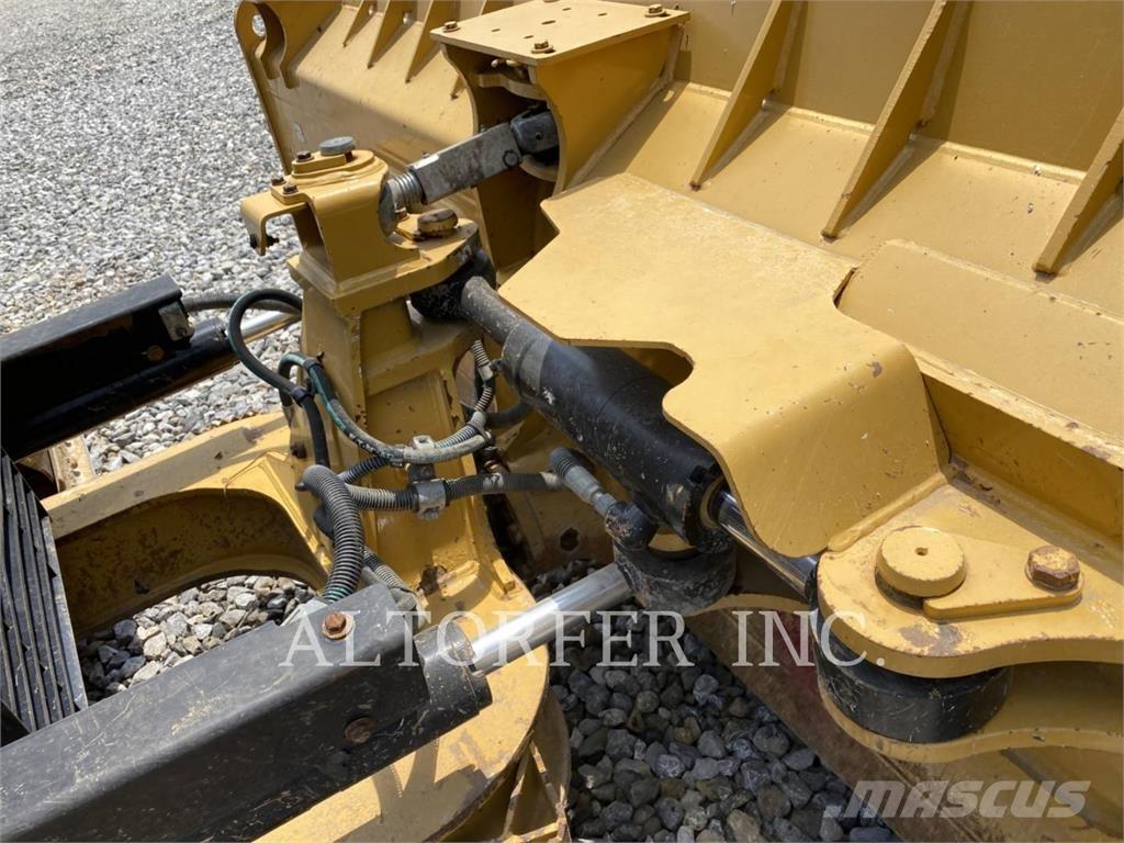 CAT D6K2 LGP Bouteurs sur chenilles
