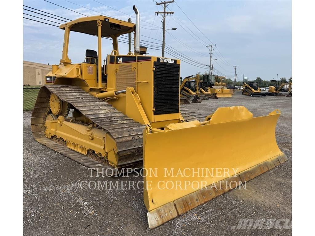 CAT D6M LGP Bouteurs sur chenilles