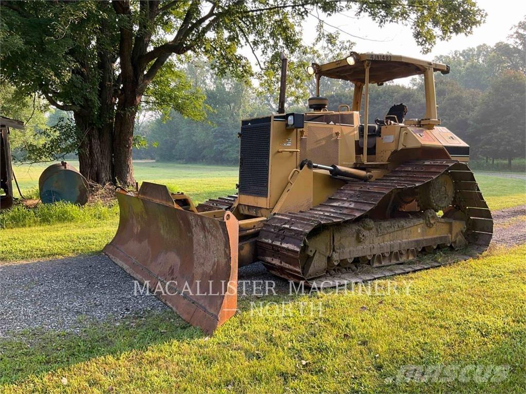 CAT D6ML Bouteurs sur chenilles