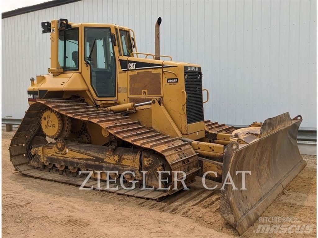 CAT D6N Bouteurs sur chenilles