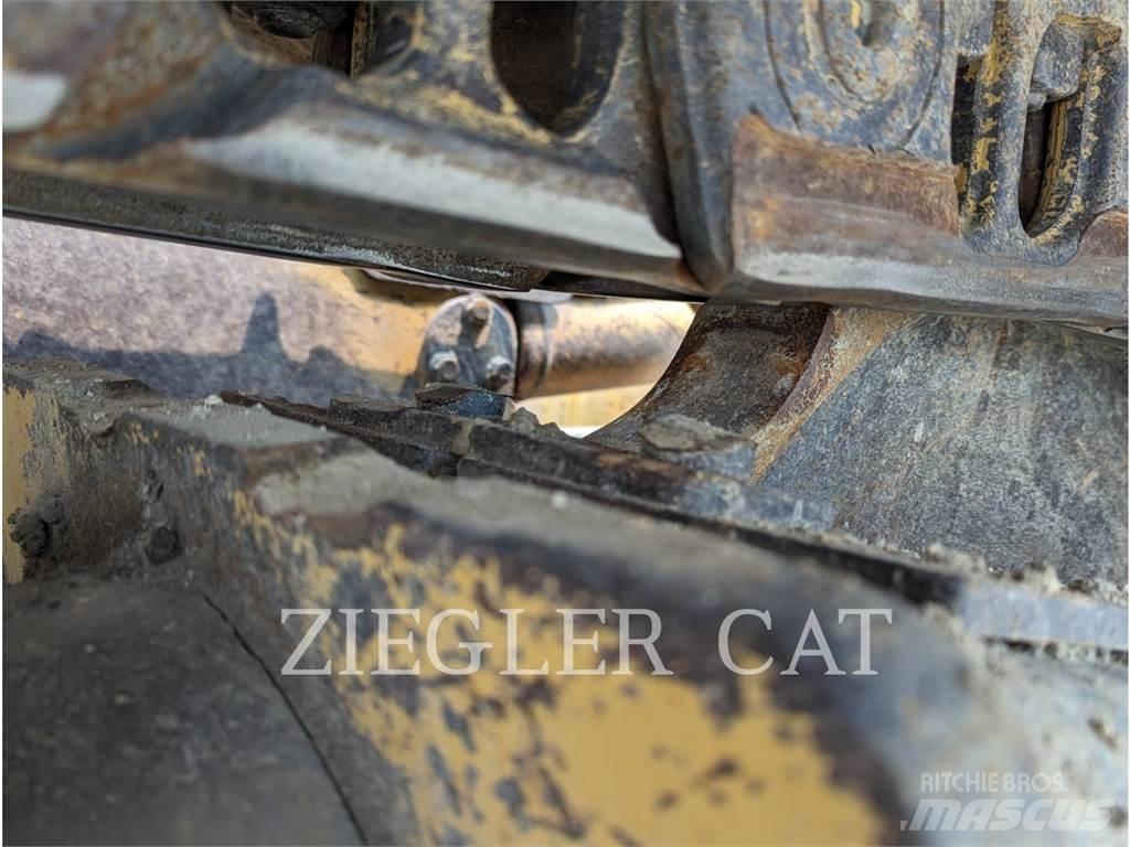 CAT D6N Bouteurs sur chenilles