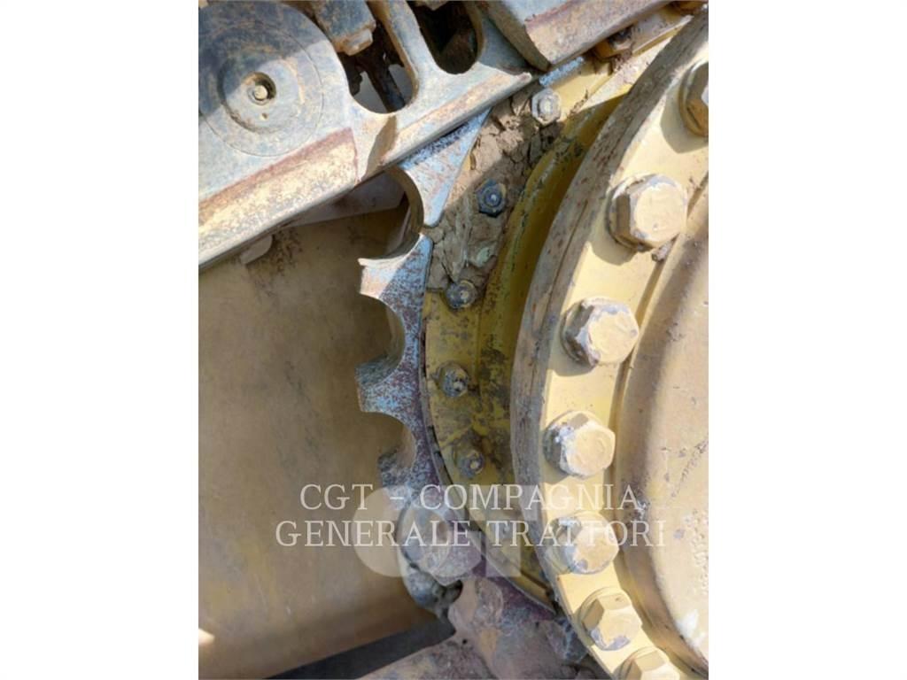 CAT D6N Bouteurs sur chenilles