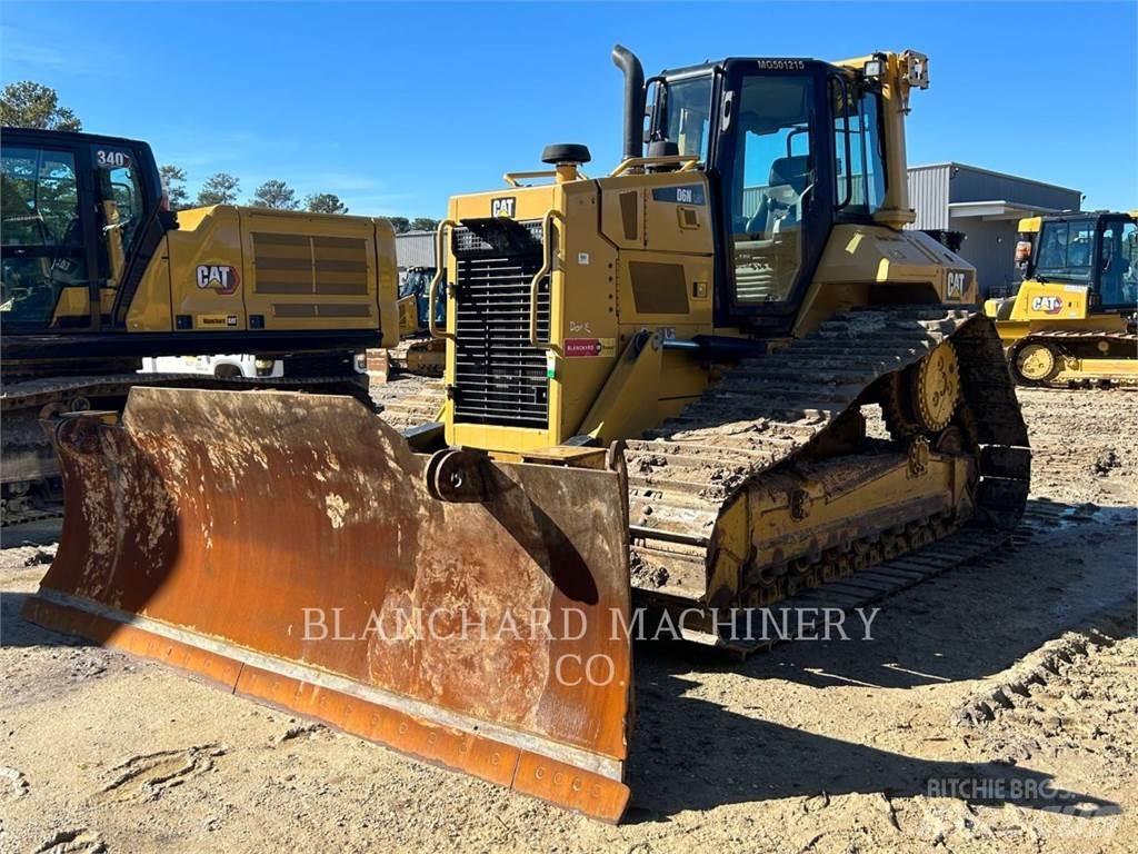 CAT D6N L1AA Bouteurs sur chenilles