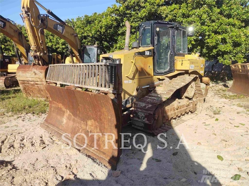CAT D6NXL Bouteurs sur chenilles