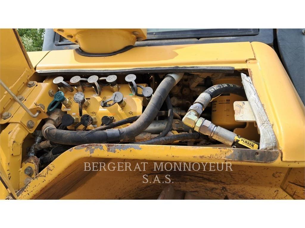 CAT D6NXL Bouteurs sur chenilles