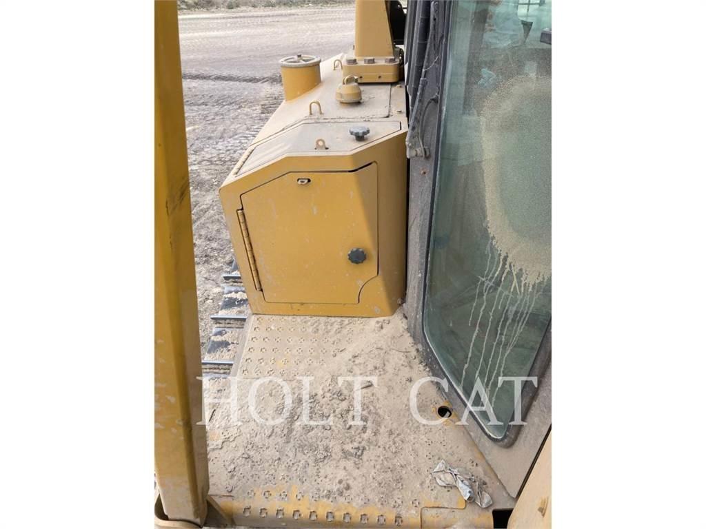 CAT D6T Bouteurs sur chenilles