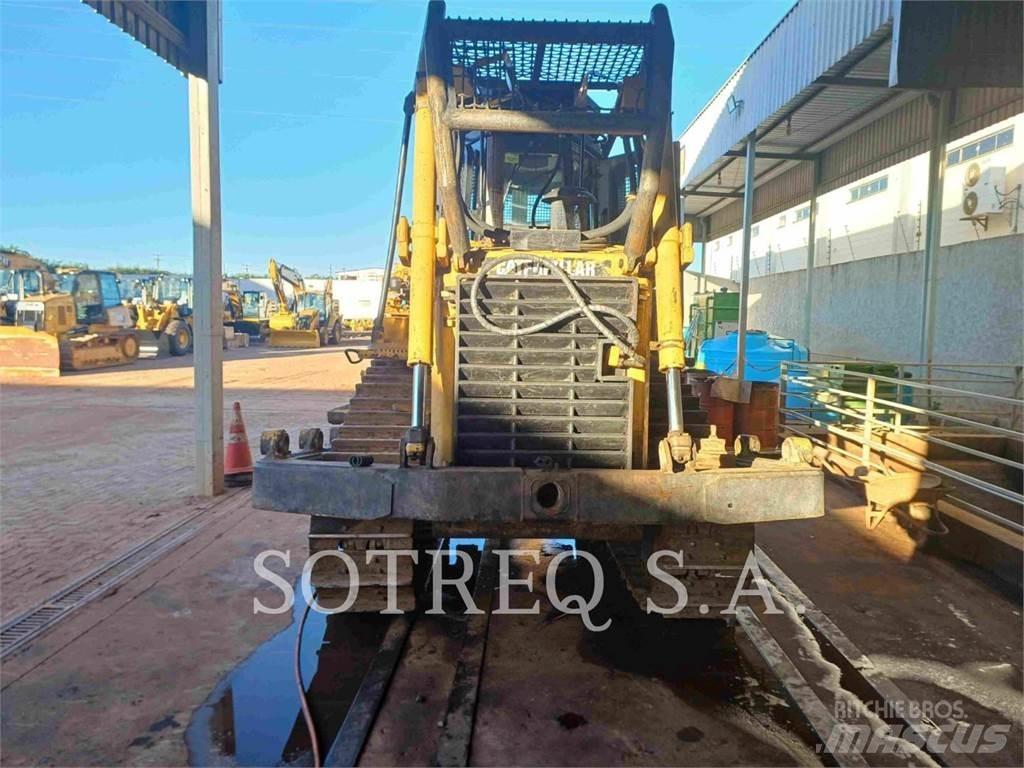 CAT D6T Bouteurs sur chenilles