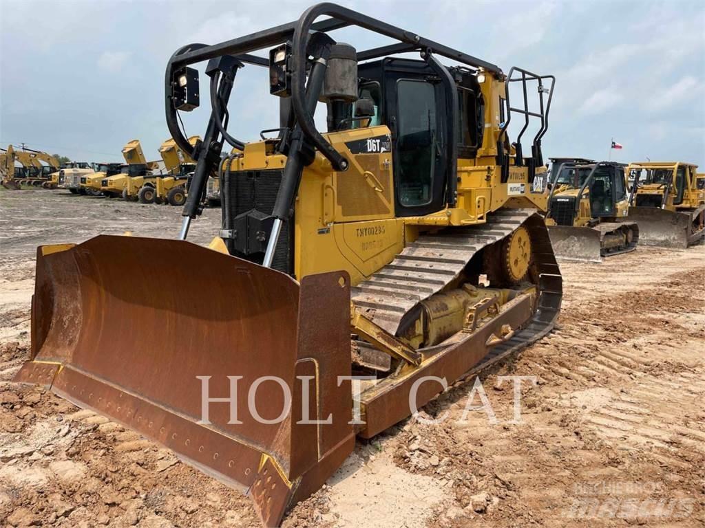 CAT D6T Bouteurs sur chenilles