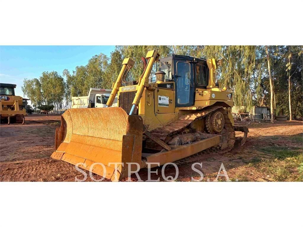 CAT D6T Bouteurs sur chenilles
