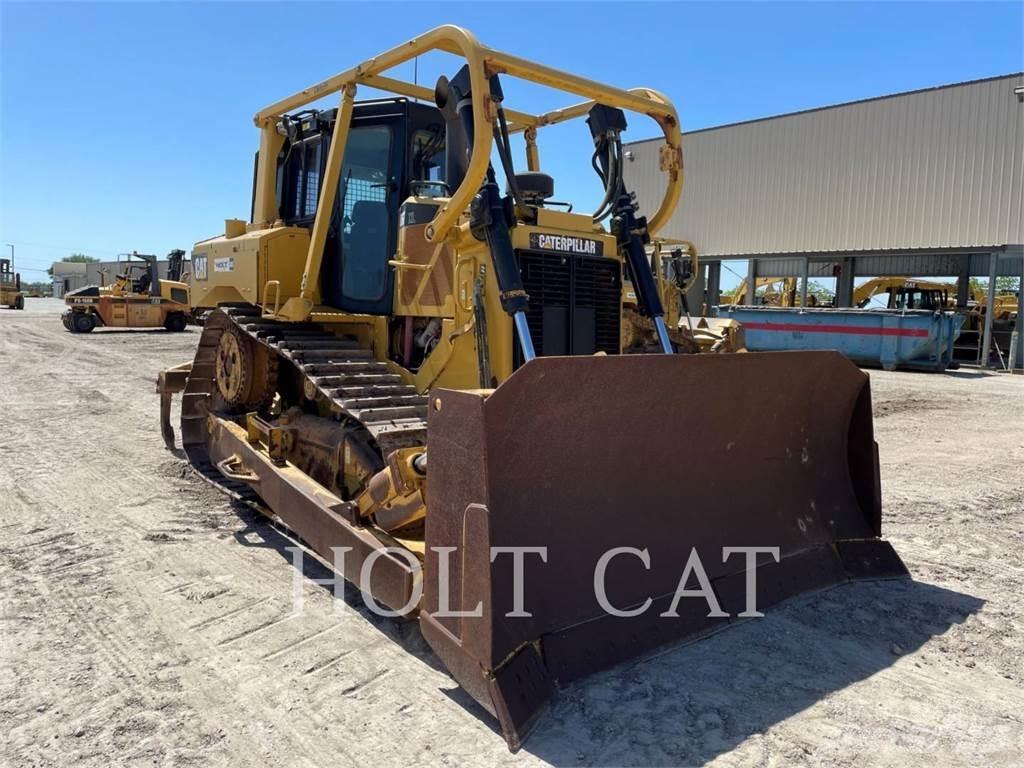CAT D6T Bouteurs sur chenilles