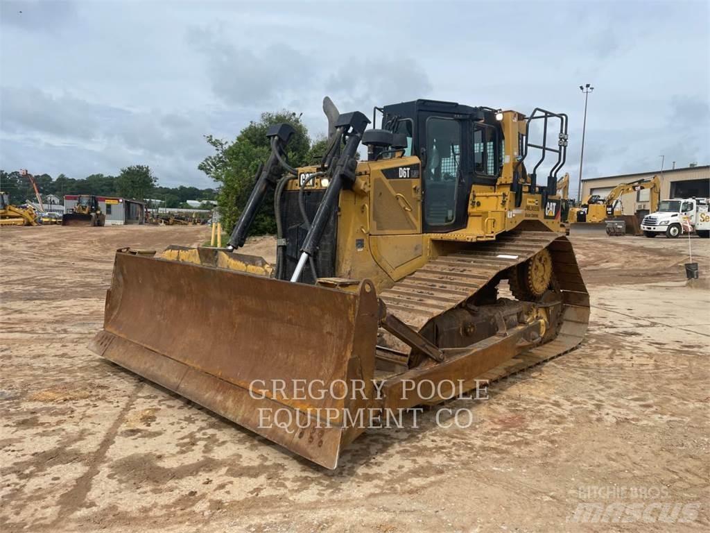 CAT D6T Bouteurs sur chenilles