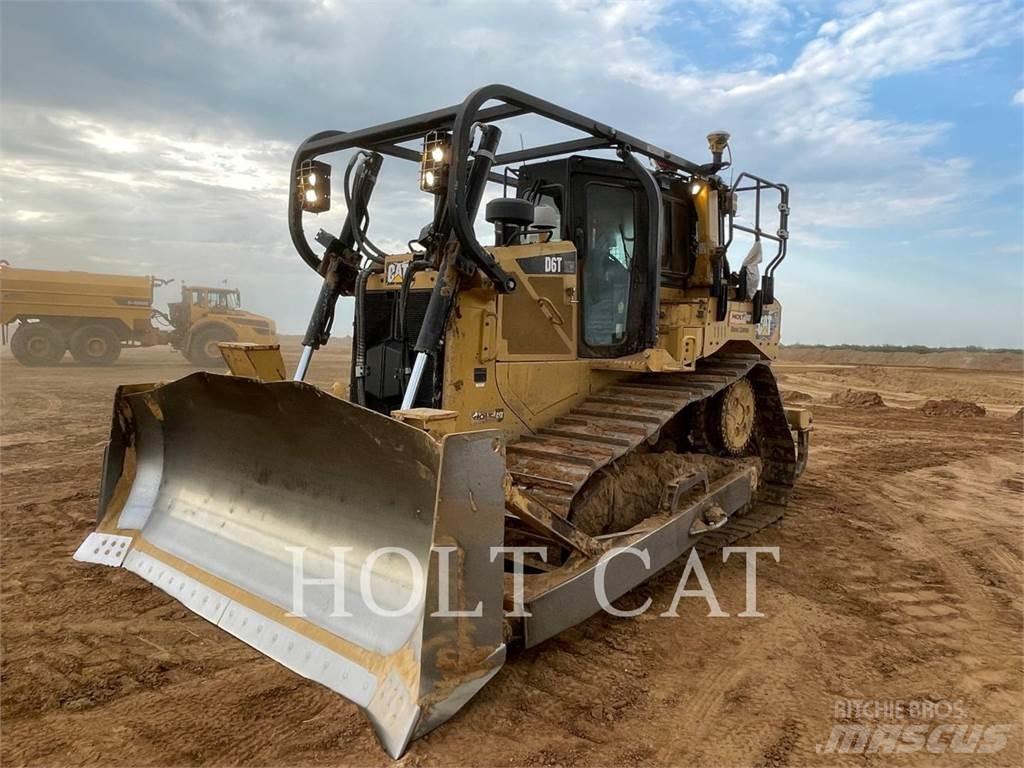 CAT D6T Bouteurs sur chenilles