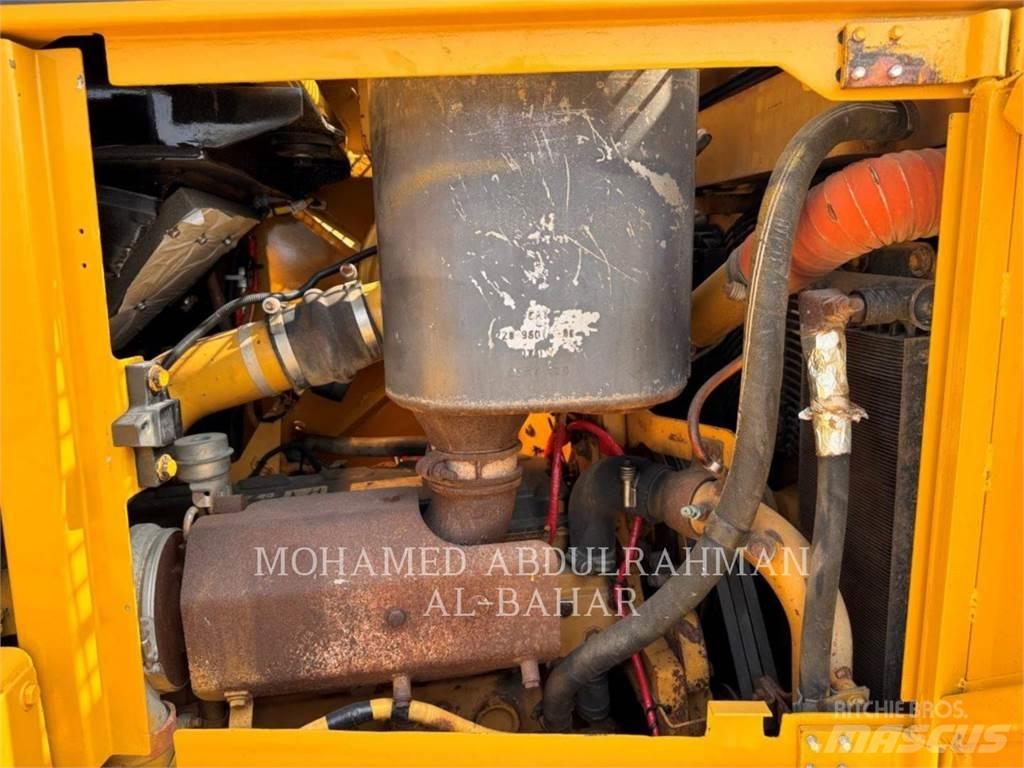CAT D6T Bouteurs sur chenilles