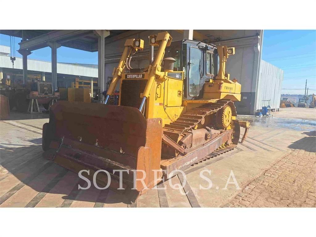 CAT D6T Bouteurs sur chenilles