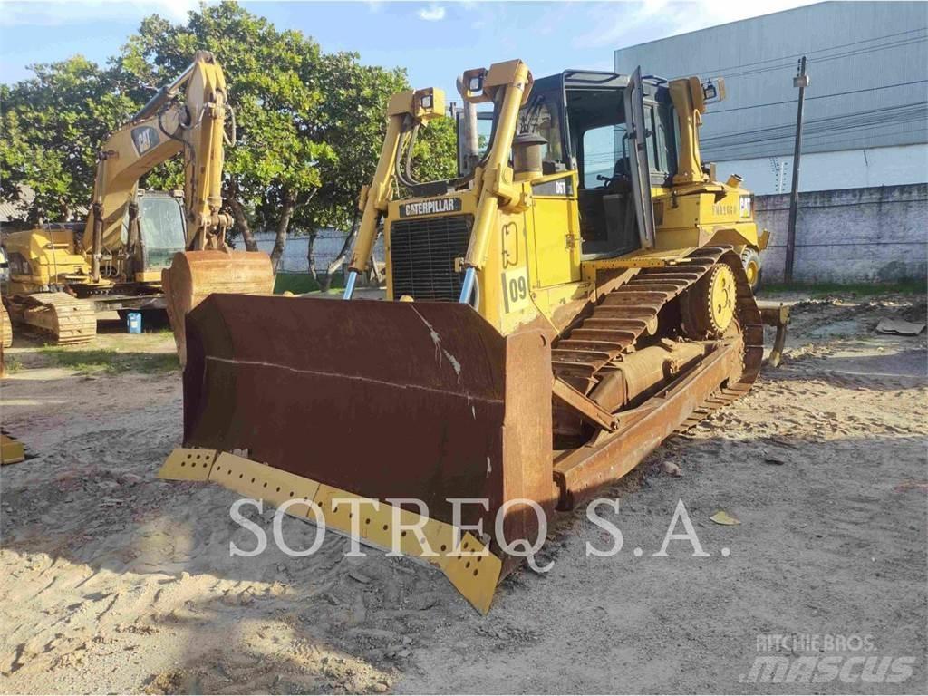 CAT D6T Bouteurs sur chenilles