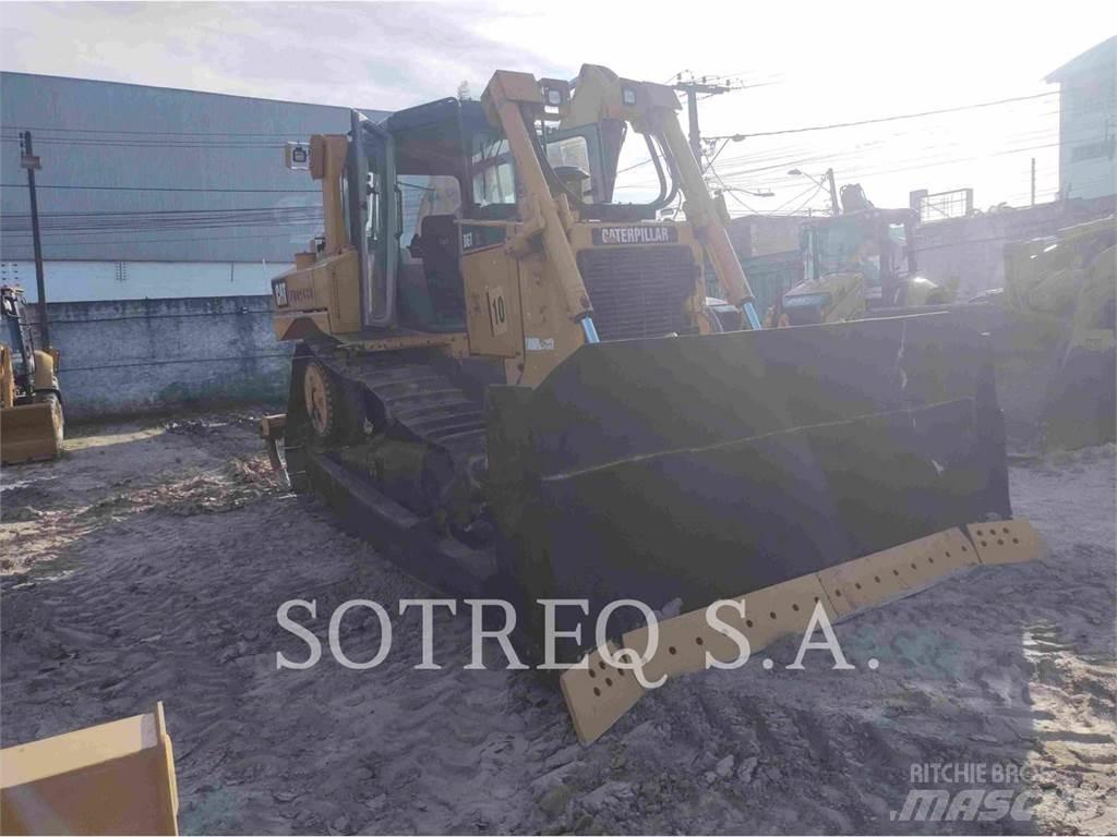 CAT D6T Bouteurs sur chenilles