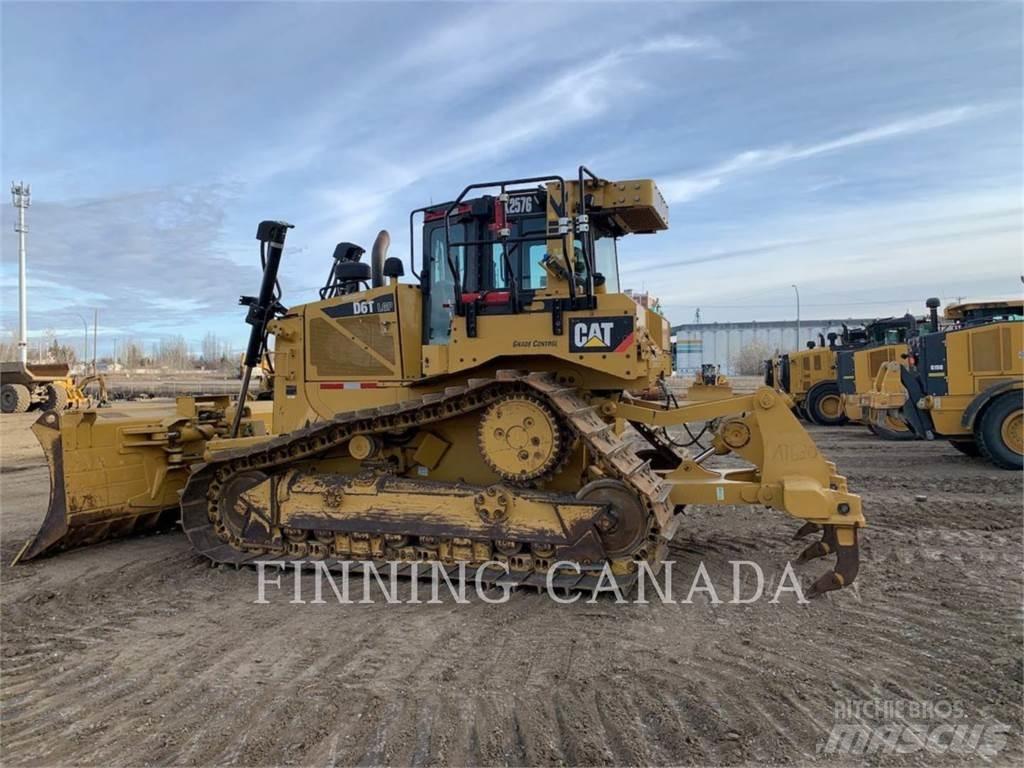 CAT D6T Bouteurs sur chenilles