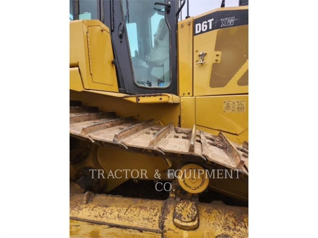 CAT D6T Bouteurs sur chenilles