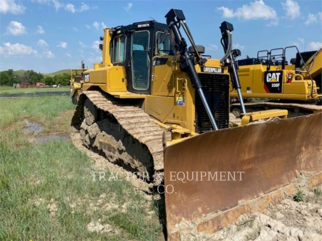 CAT D6T Bouteurs sur chenilles
