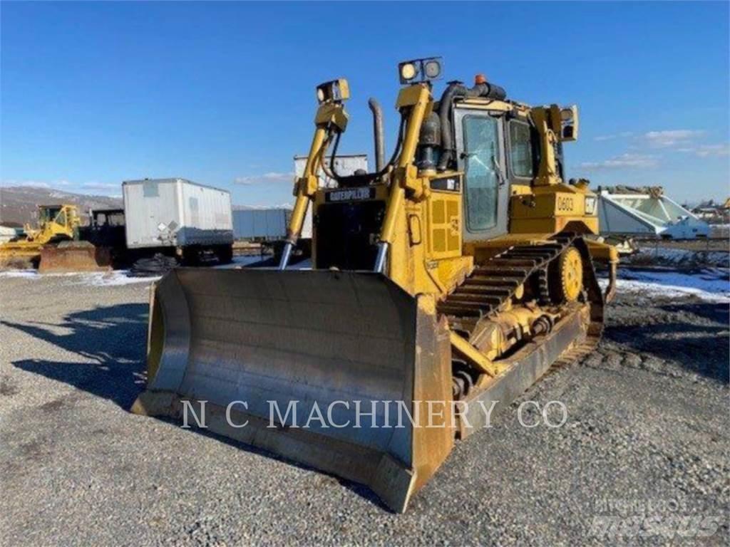 CAT D6T Bouteurs sur chenilles