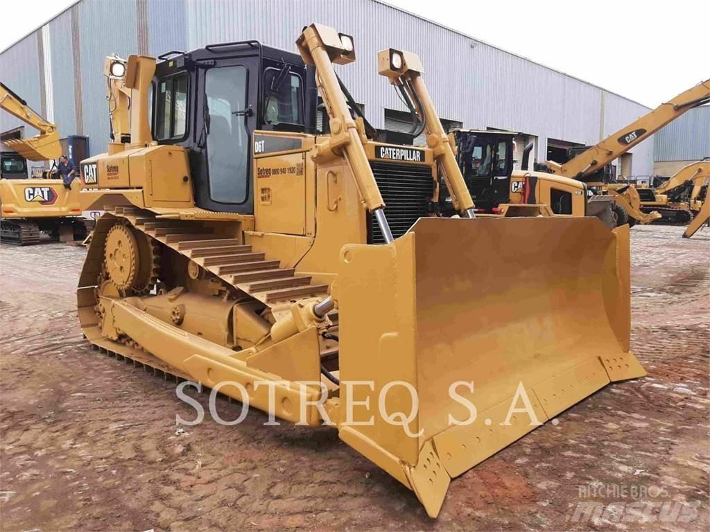 CAT D6T Bouteurs sur chenilles