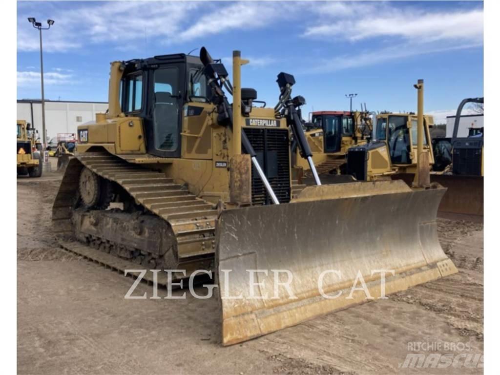 CAT D6T Bouteurs sur chenilles
