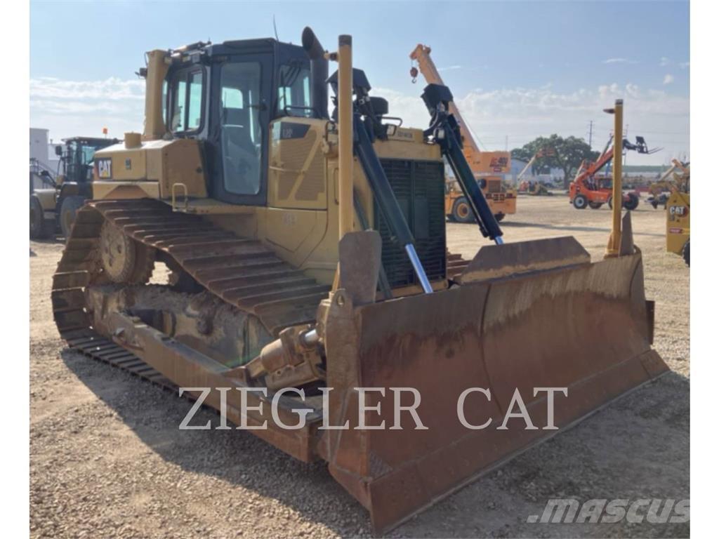CAT D6T Bouteurs sur chenilles