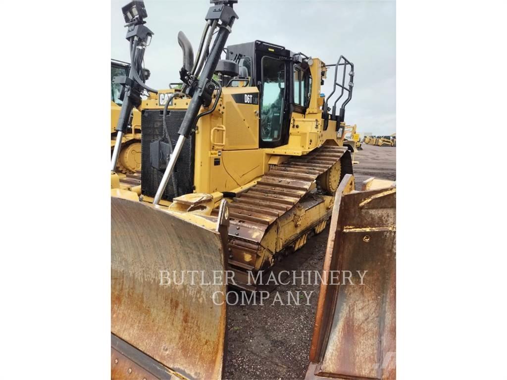 CAT D6T Bouteurs sur chenilles