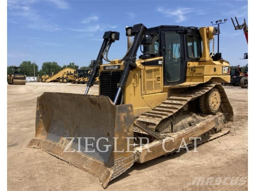 CAT D6T Bouteurs sur chenilles